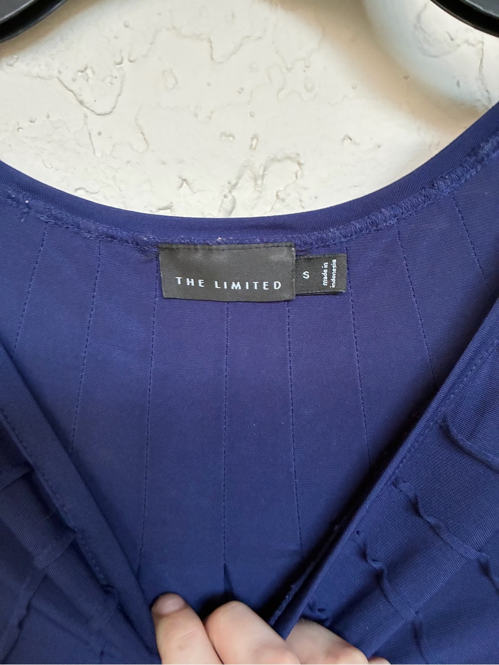 The Limited Deep Blue Pleated Yoke Cap Sleeve Top - Picture 2 of 3